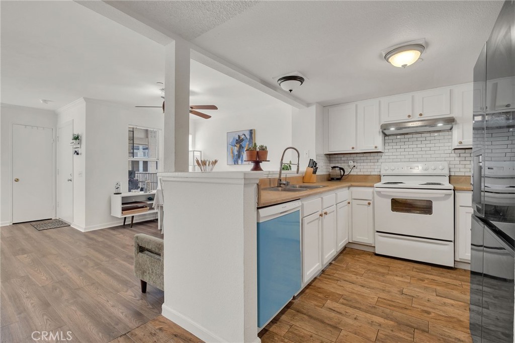 300 E Chestnut 205, Santa Ana CA 92701 - photo 8