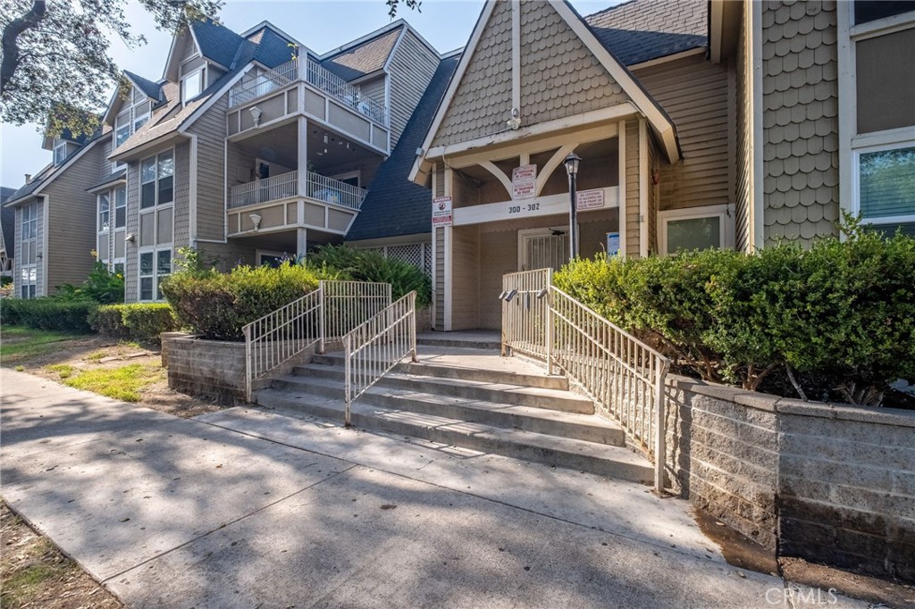 300 E Chestnut 205, Santa Ana CA 92701 - photo 27