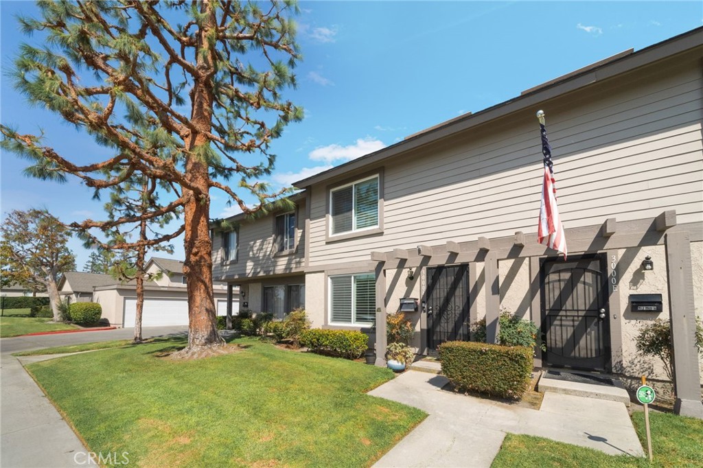 3000 Bradford Pl Unit F, Santa Ana CA 92707 - photo 1