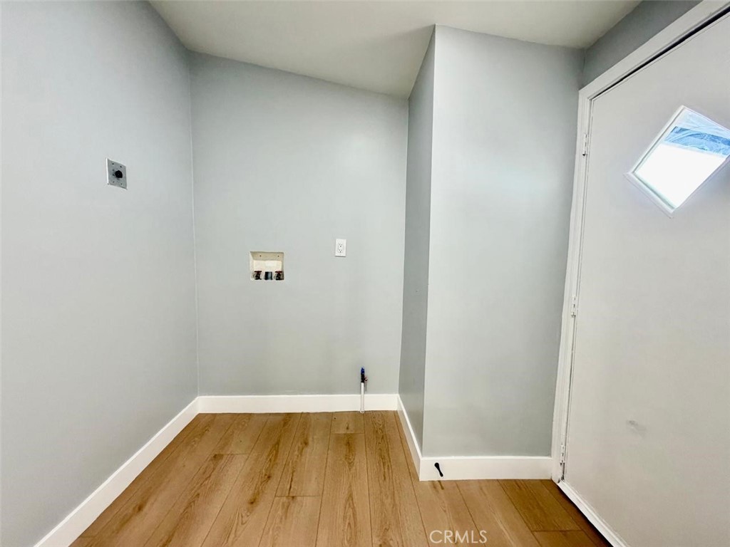 301 Duke lane 16, Santa Ana CA 92704 - photo 19