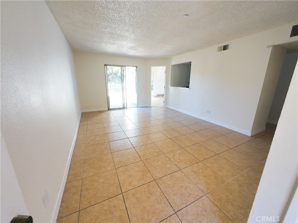 302 E Chestnut Avenue, Santa Ana CA 92701 - photo 1