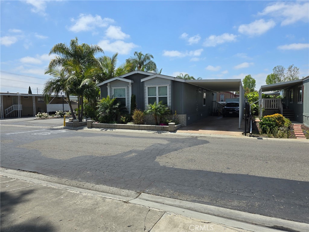 3101 S Fairview S 64, Santa Ana CA 92704 - photo 2