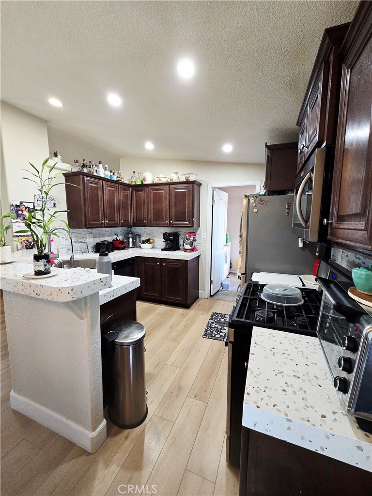 3101 S Fairview S 64, Santa Ana CA 92704 - photo 8