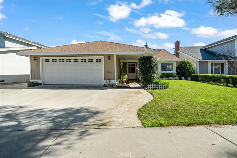 3105 S. Artesia St, Santa Ana, CA 92704