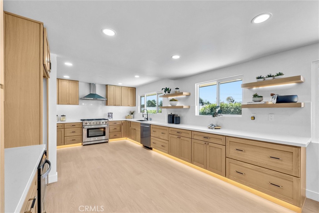 3114 S Rene, Santa Ana CA 92704 - photo 8