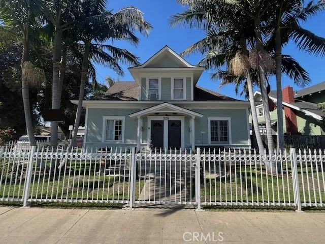 320 S Broadway B, Santa Ana, CA 92701