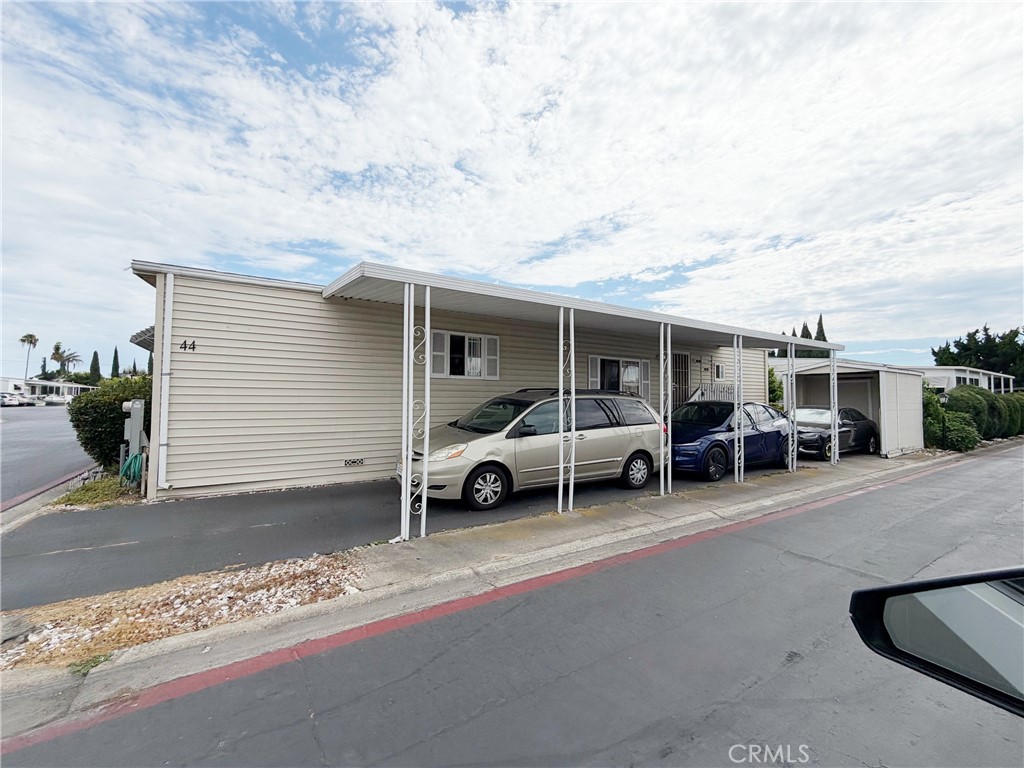 323 N Euclid 44, Santa Ana CA 92703 - photo 2
