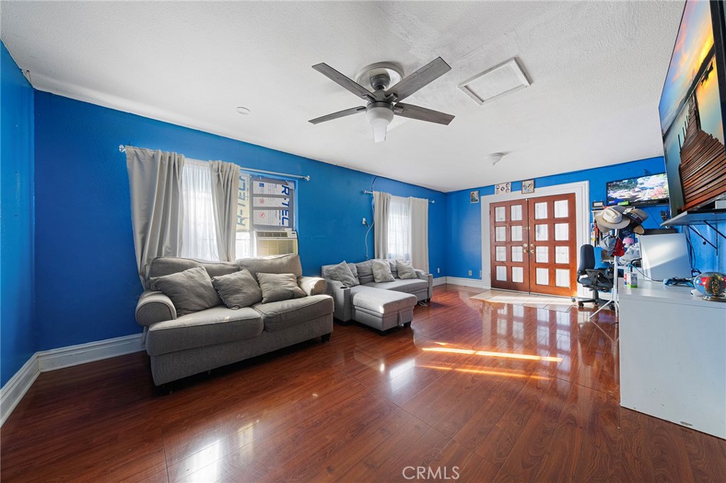 3314 W Chestnut, Santa Ana CA 92704 - photo 4