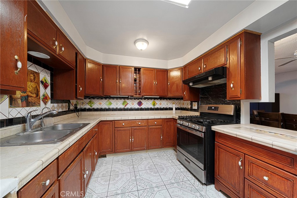 3314 W Chestnut, Santa Ana CA 92704 - photo 9