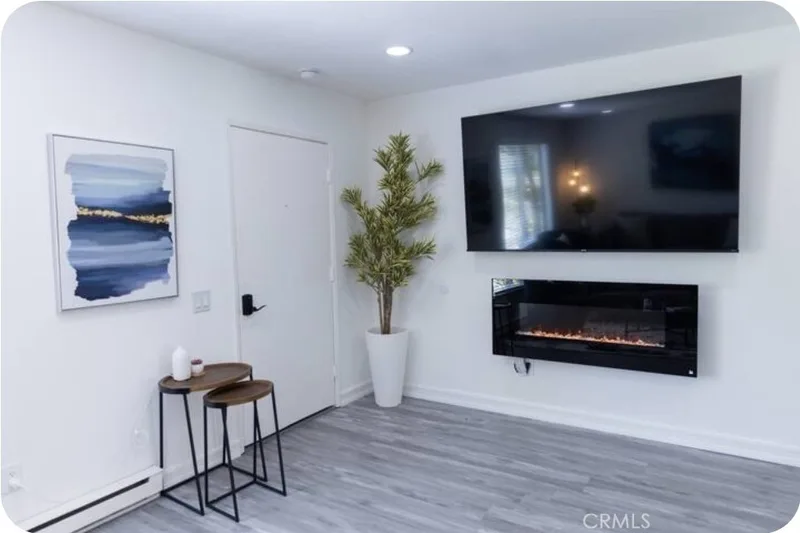 341 Carriage 49, Santa Ana, CA 92707