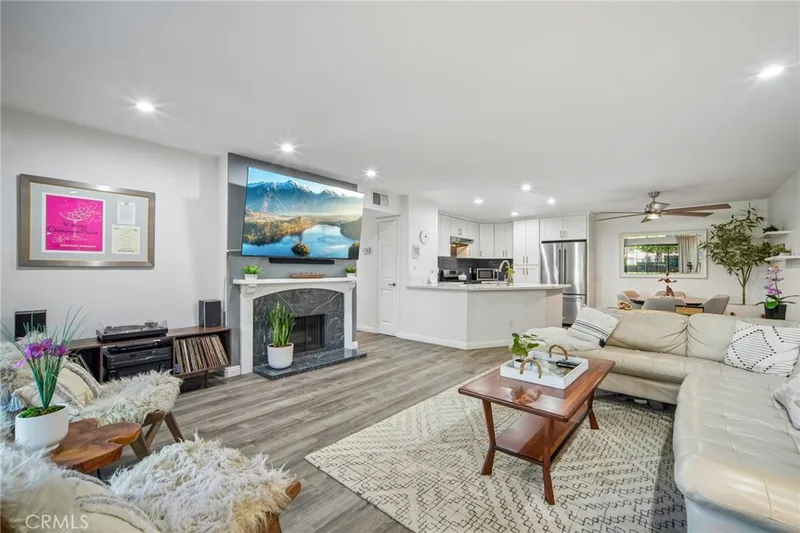 3685 S Bear Street B, Santa Ana, CA 92704