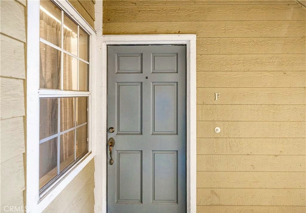 3750 S Bear Unit F, Santa Ana CA 92704 - photo 2