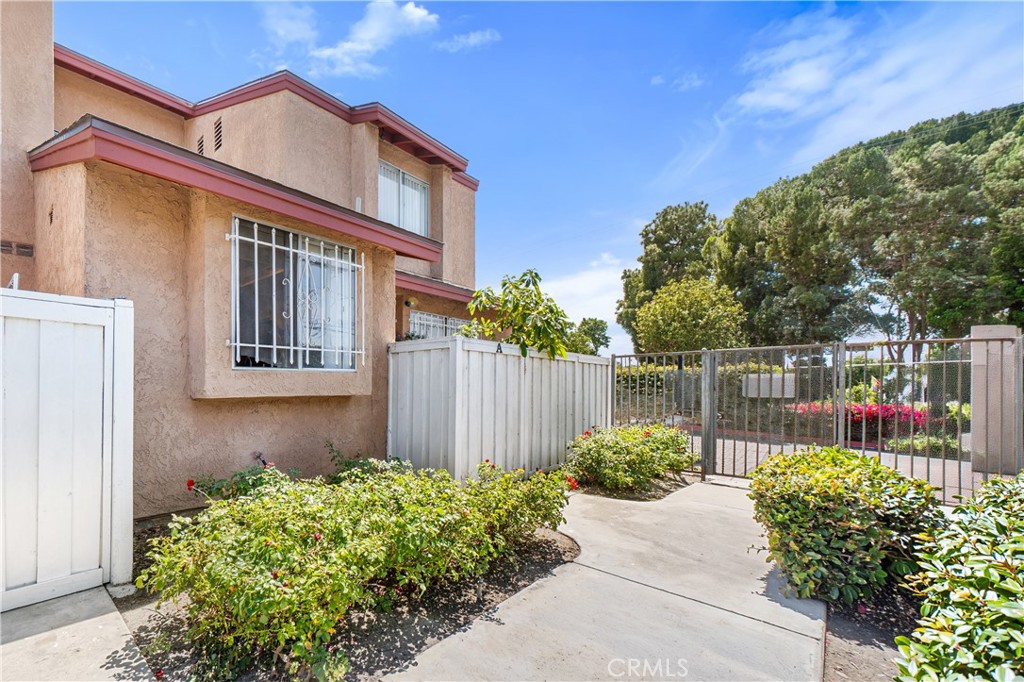 3900 W Hazard A, Santa Ana CA 92703 - photo 1