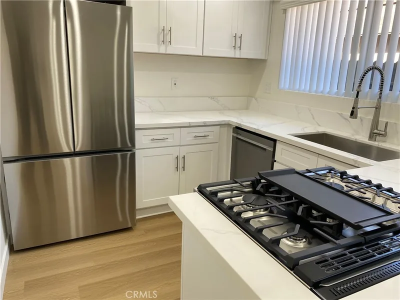 3925 S Ross St, Santa Ana, CA 92707