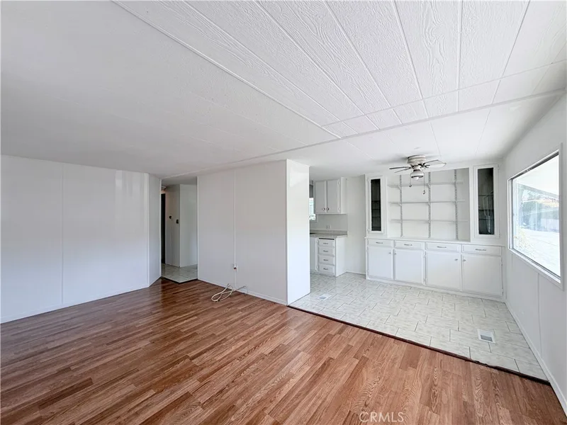 3929 W 5 TH Street 4, Santa Ana