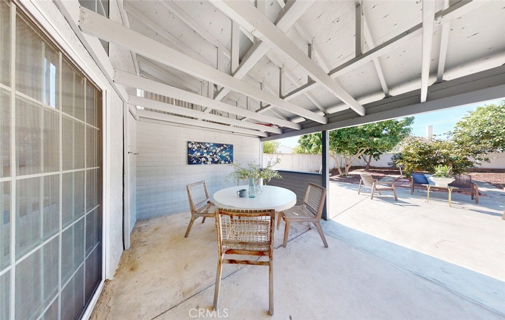 Covered patio with Garden view - 400 North Lisabeth, Santa Ana CA 92703 - photo 26