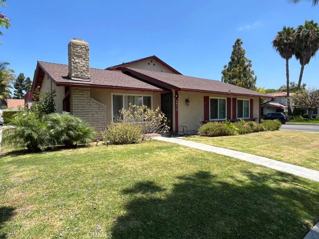 Front View 1 - 401 Nobel Avenue, Santa Ana CA 92707 - photo 1