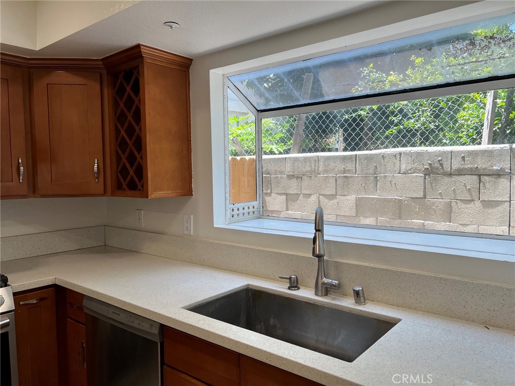 4018 W 5th, Santa Ana CA 92703 - photo 5