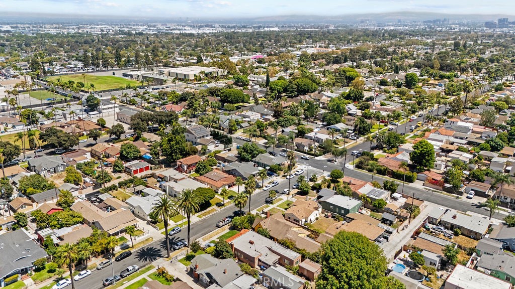 405 W Mcfadden, Santa Ana CA 92707 - photo 10