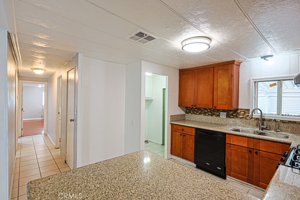 4080 W 1st St 127, Santa Ana CA 92703 - photo 17
