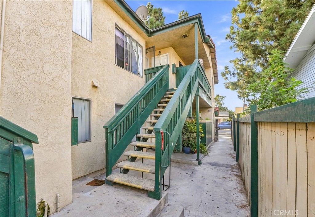 409 E Pine Street, Santa Ana CA 92701 - photo 5