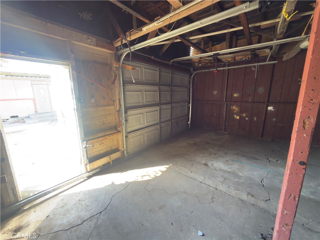 garage - 409 S Flower, Santa Ana CA 92703 - photo 7