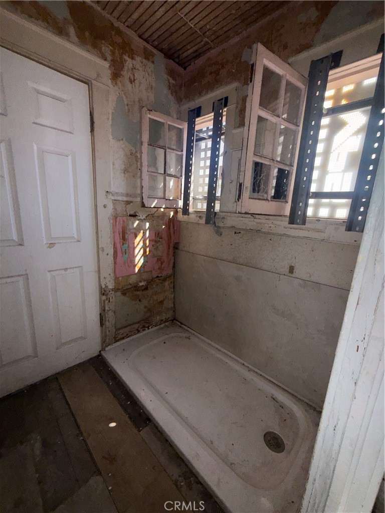 409 S Flower, Santa Ana CA 92703 - photo 15
