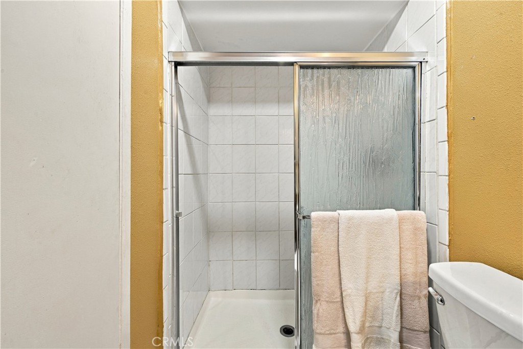 4109 W 5th, Santa Ana CA 92703 - photo 17