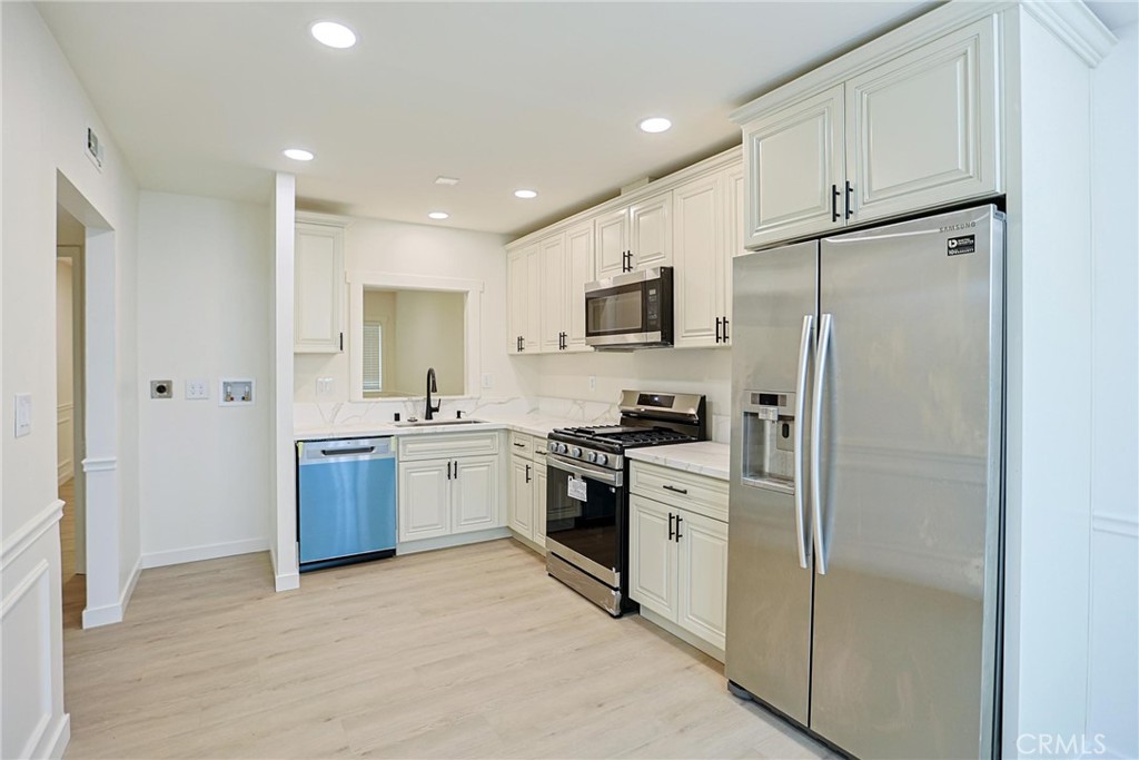 4109 W 5th F2, Santa Ana CA 92703 - photo 1