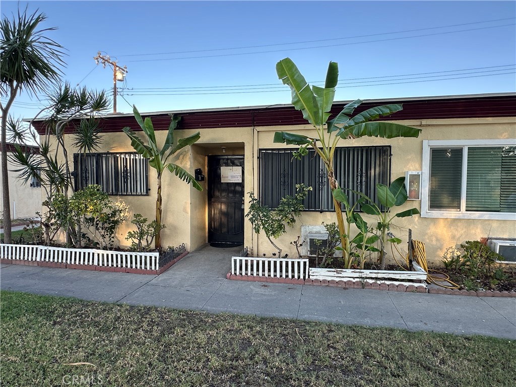 4109 W 5th F3, Santa Ana CA 92703 - photo 2
