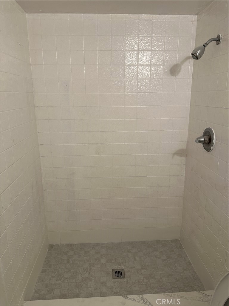 4109 W 5th F3, Santa Ana CA 92703 - photo 7