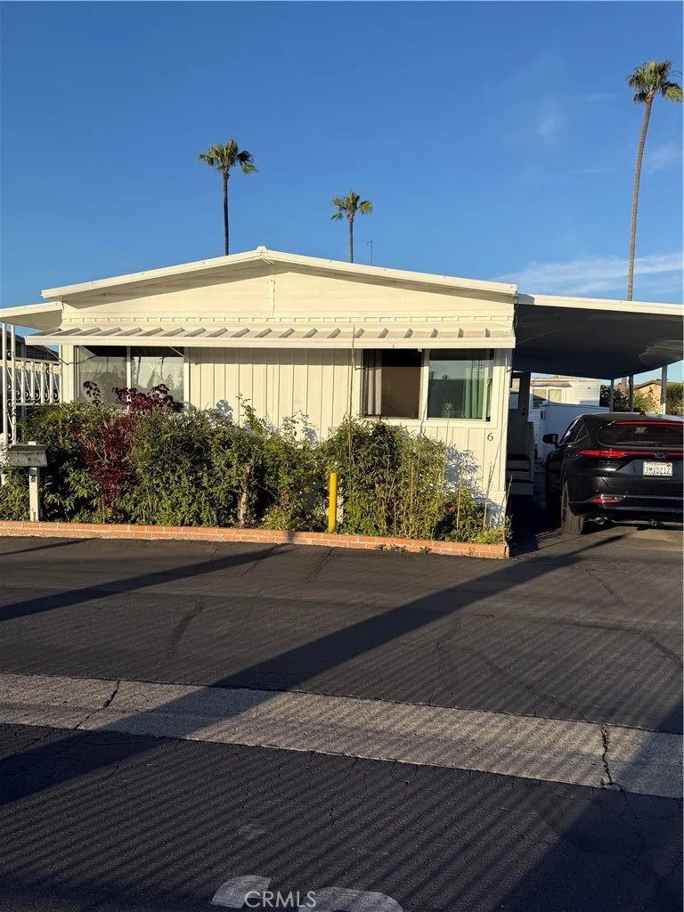 4117 McFadden 6, Santa Ana