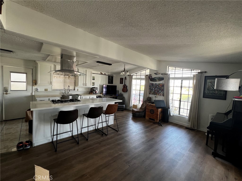 4117 W Mcfadden 302, Santa Ana CA 92704 - photo 2
