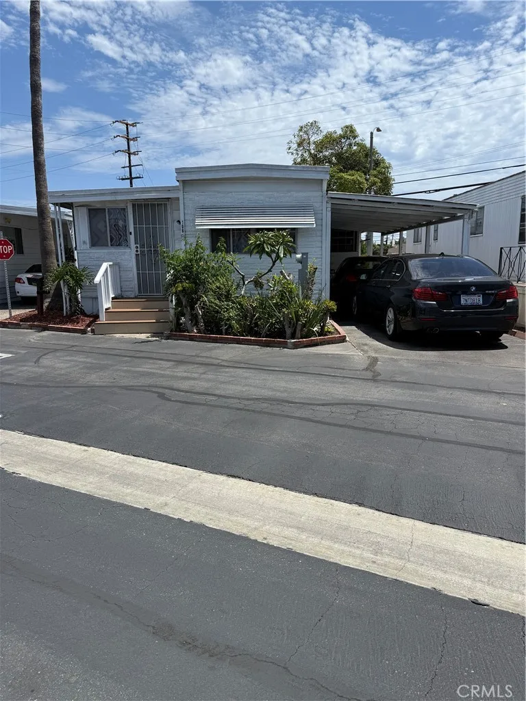 4117 W McFadden Avenue 106, Santa Ana