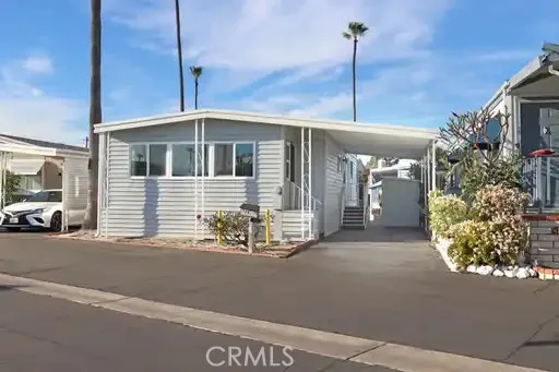 4117 W McFadden Avenue 525, Santa Ana, CA 92704