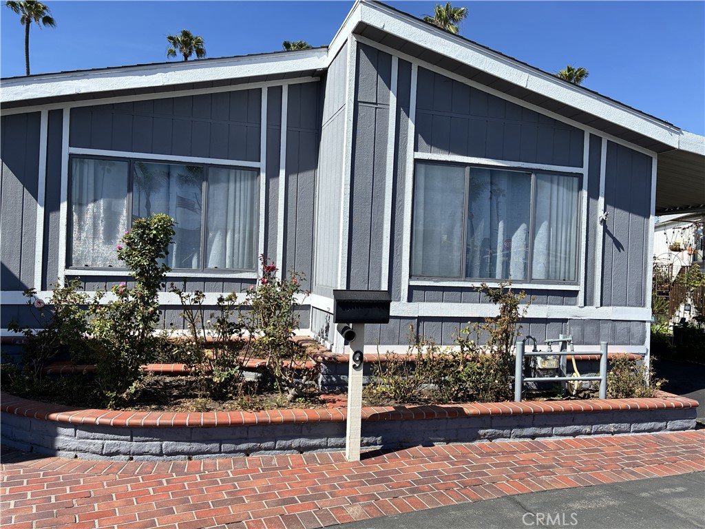 Front of house - 4117 W Mcfadden Avenue 9, Santa Ana CA 92704 - photo 1