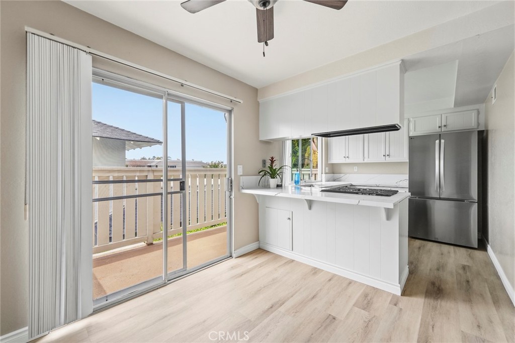 414 Nobel C, Santa Ana CA 92707 - photo 1