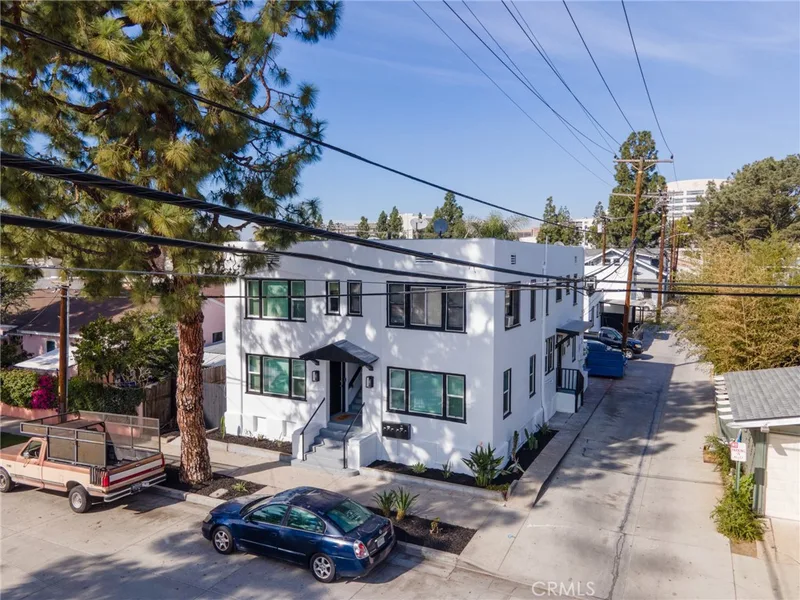 415 W Pine, Santa Ana