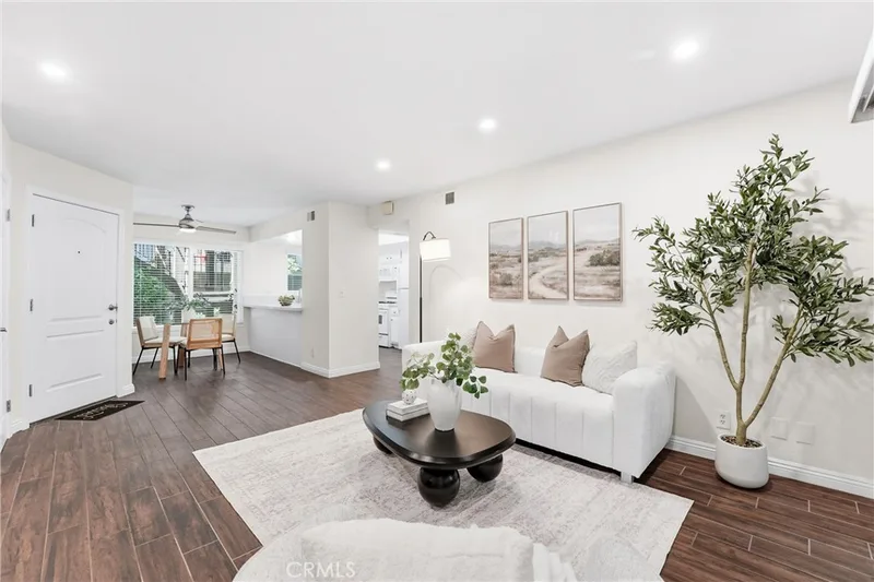 4201 West 5th Street 105, Santa Ana, CA 92703