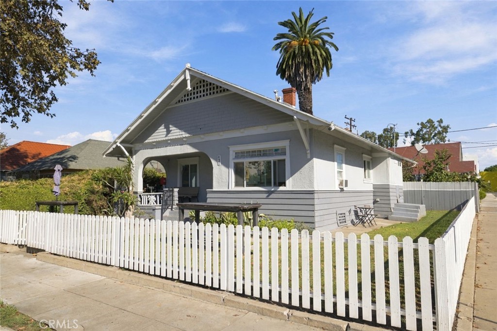 421 E Walnut, Santa Ana CA 92701 - photo 2