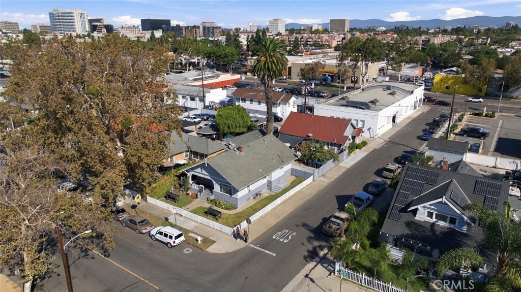 421 E Walnut, Santa Ana CA 92701 - photo 8