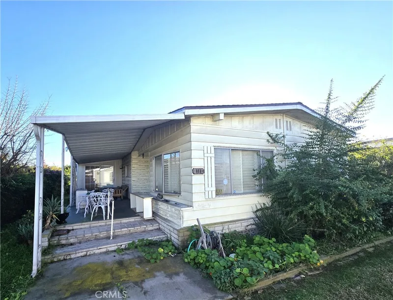 4211 W 1st 111, Santa Ana, CA 92703