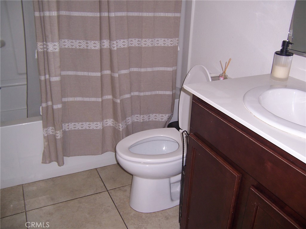 BATHROOM - 4272 5th Street W, Santa Ana CA 92703 - photo 4