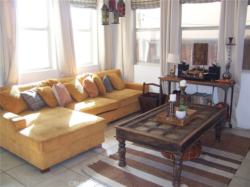 LIVING ROOM - 4272 5th Street W, Santa Ana CA 92703 - photo 5