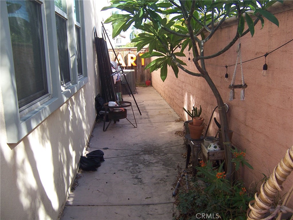 REAR YARD PATHWAY - 4272 5th Street W, Santa Ana CA 92703 - photo 35