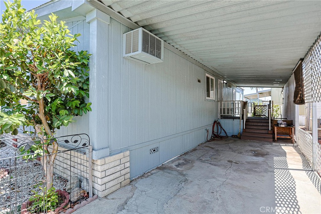 432 S Harbor Boulevard 46, Santa Ana CA 92704 - photo 5
