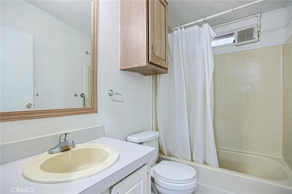432 S Harbor Boulevard 46, Santa Ana CA 92704 - photo 12