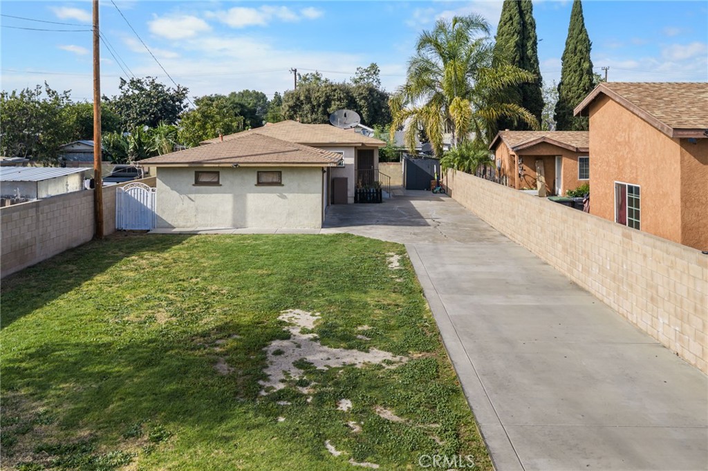 435 E Adams, Santa Ana CA 92707 - photo 1