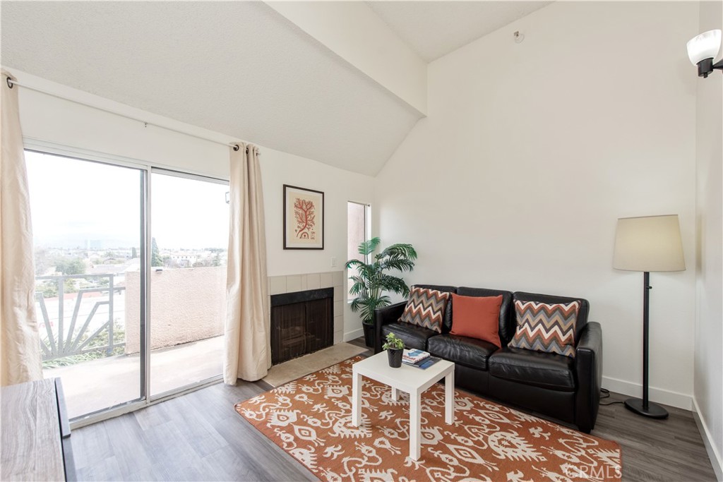 450 E 4th 416, Santa Ana CA 92701 - photo 5
