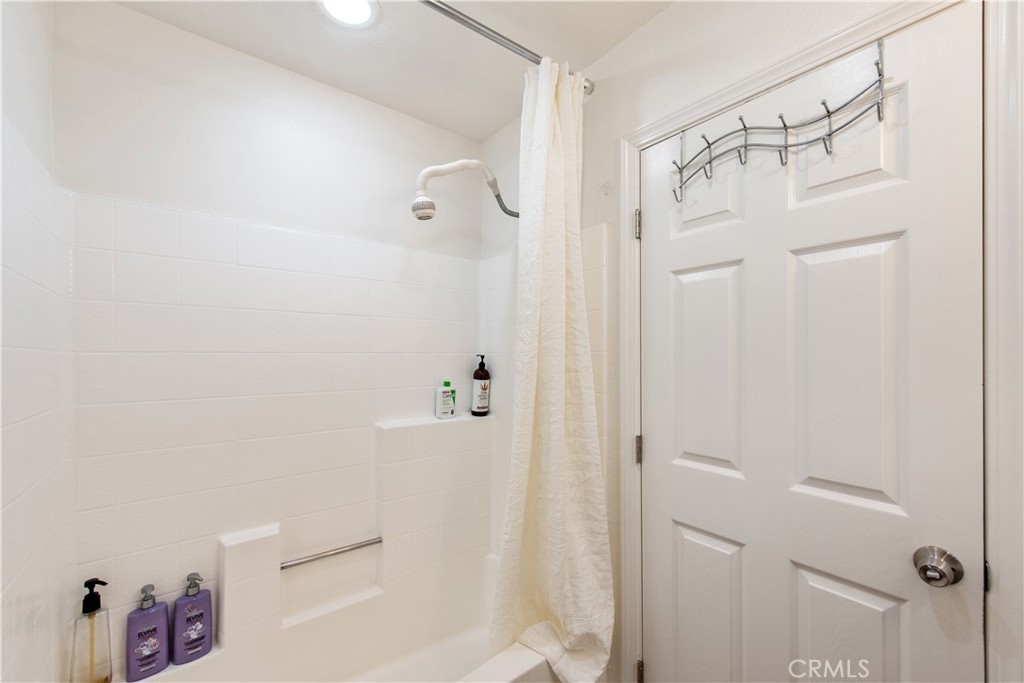 450 E 4th 416, Santa Ana CA 92701 - photo 9